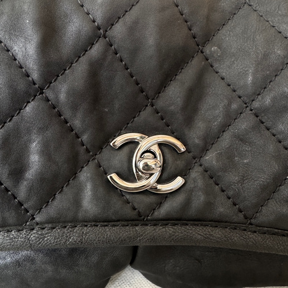 Chanel black calfskin natural beauty classic flap bag exellent condition - Picture 7 of 16